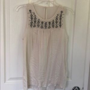 Lucky Brand cream top with silver detail.